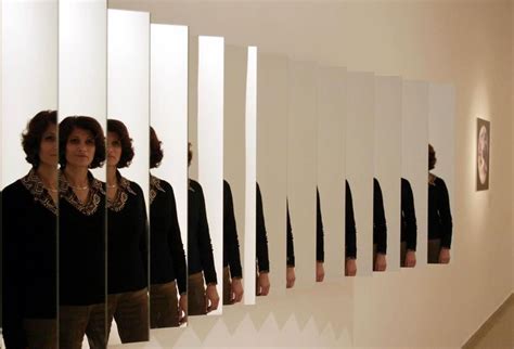 Metamorphosis magic mirror